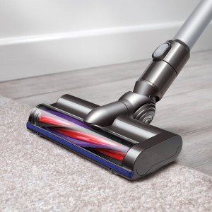  Cord Free Vacuum using for floor cleaning